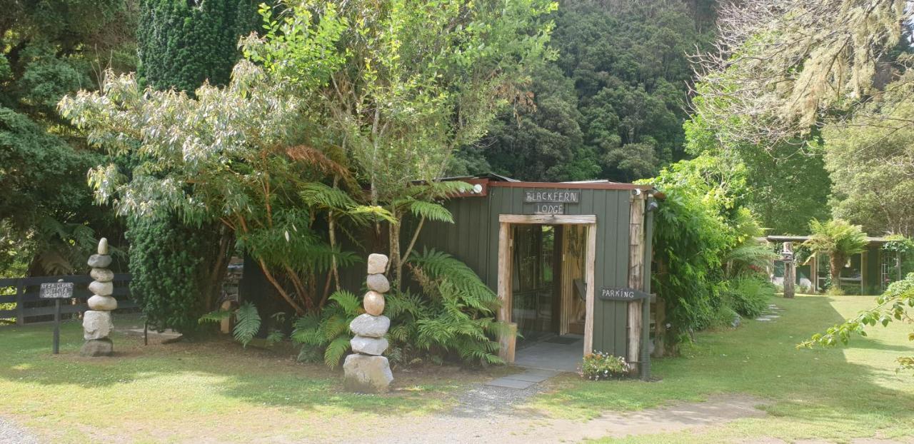 Blackfern Lodge Waimiha ภายนอก รูปภาพ