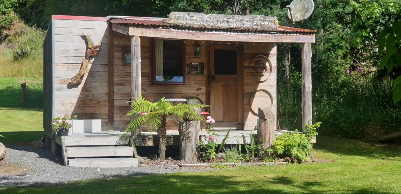 Blackfern Lodge Waimiha ภายนอก รูปภาพ